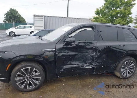 2026 Cadillac Vistiq Sport z USA, uszkodzony, nr VIN 1GYC3NML6TZ701772